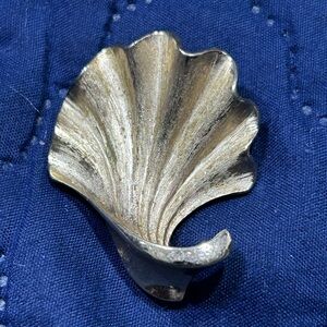 Trifari Vintage Gold Tone Leaf Brooch